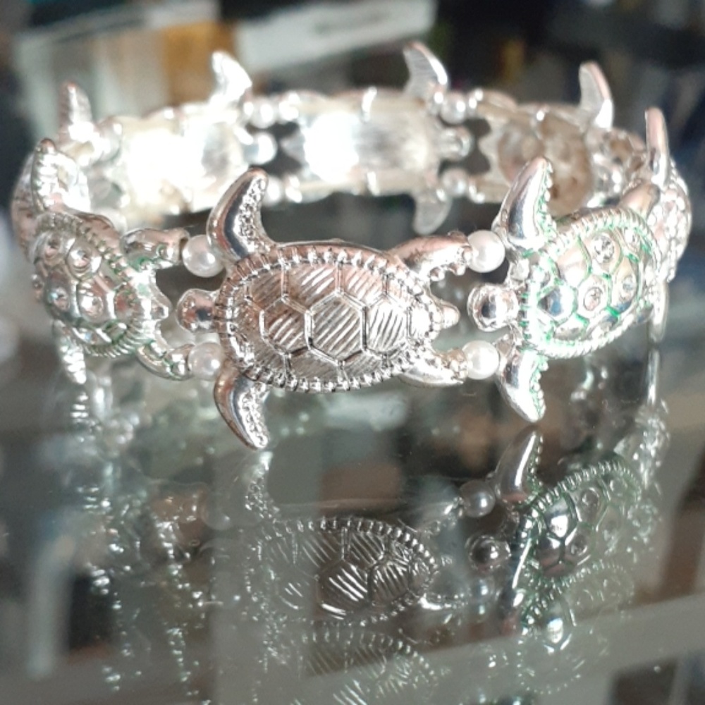 Turtle bracelet